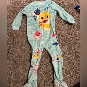 Baby Shark Pajamas 4T